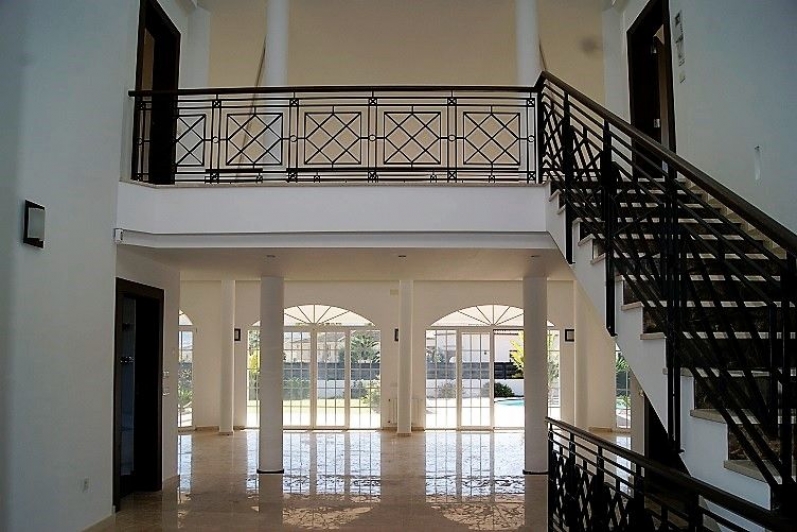 VILLA SPECTACULAIRE À ALFAZ DEL PI