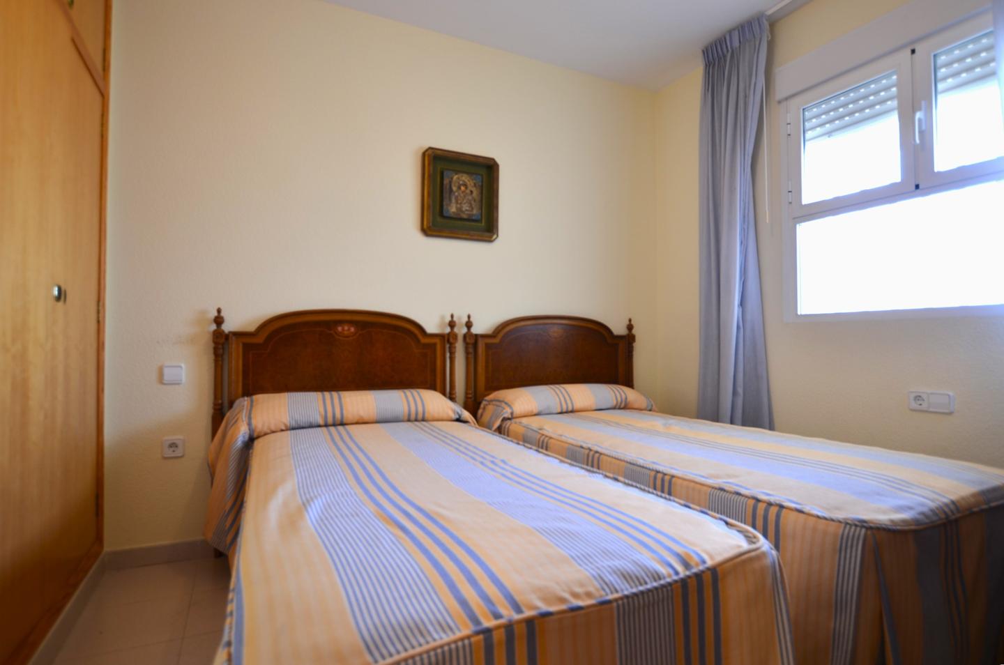 Elegante apartamento con gran terraza y dos plazas de garaje a escasos pasos de la playa de El Albir