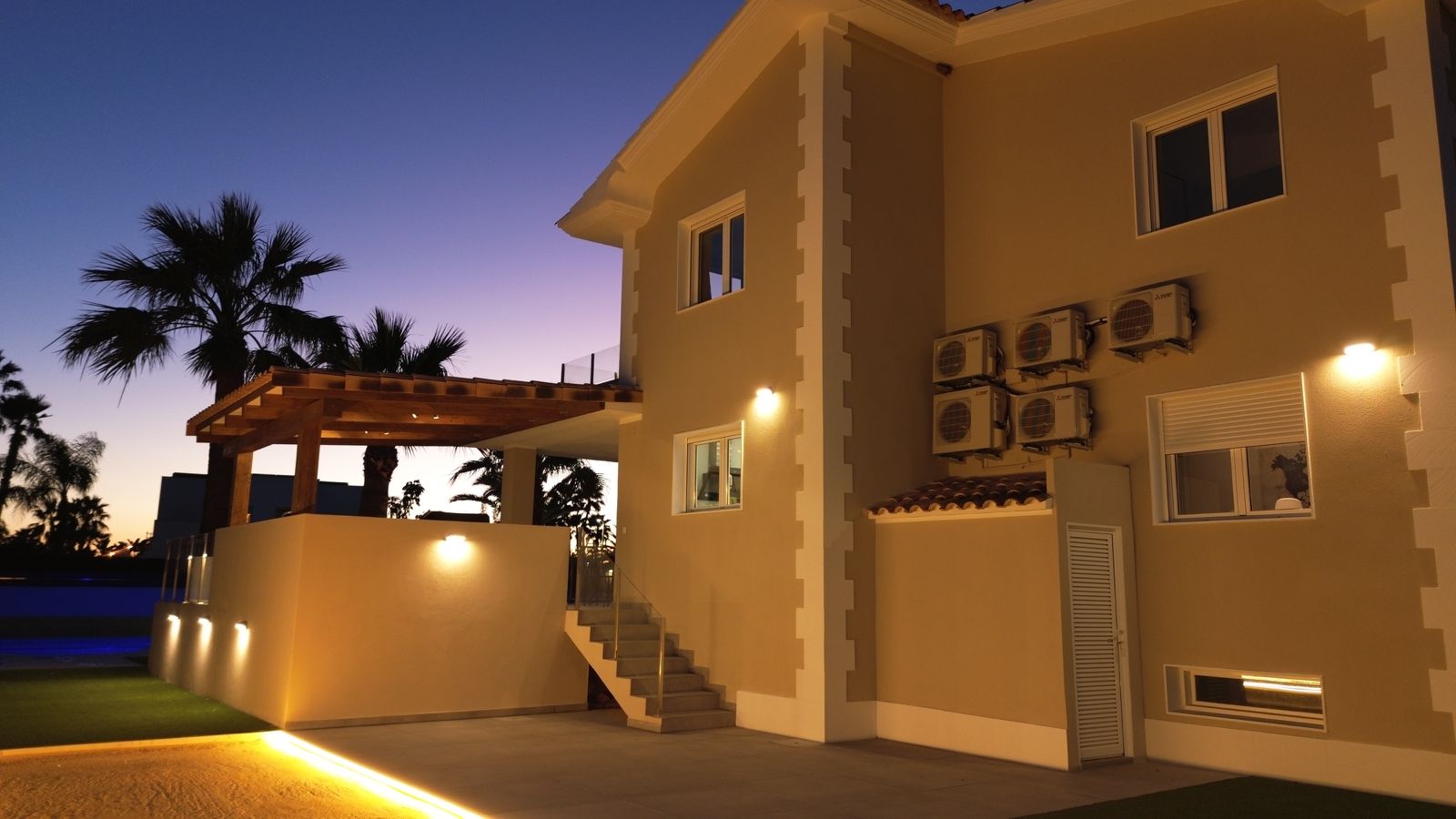 Exclusiva villa reformada en Alfaz del Pi