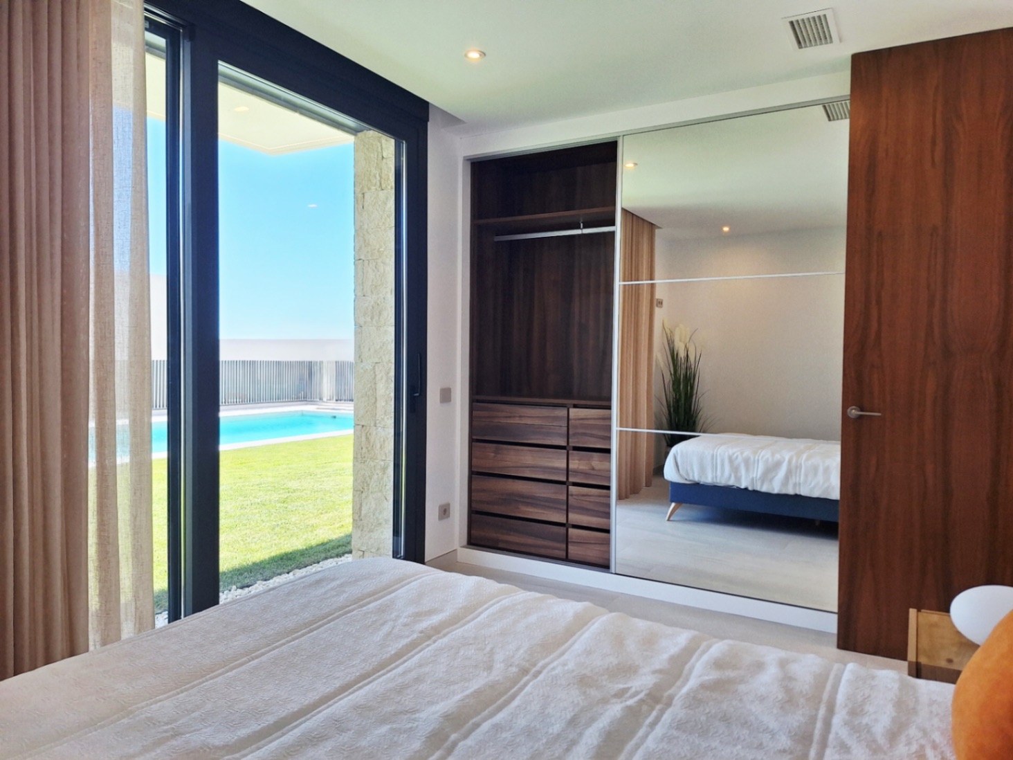 Nueva construcción de 15 villas independientes en Sierra Cortina