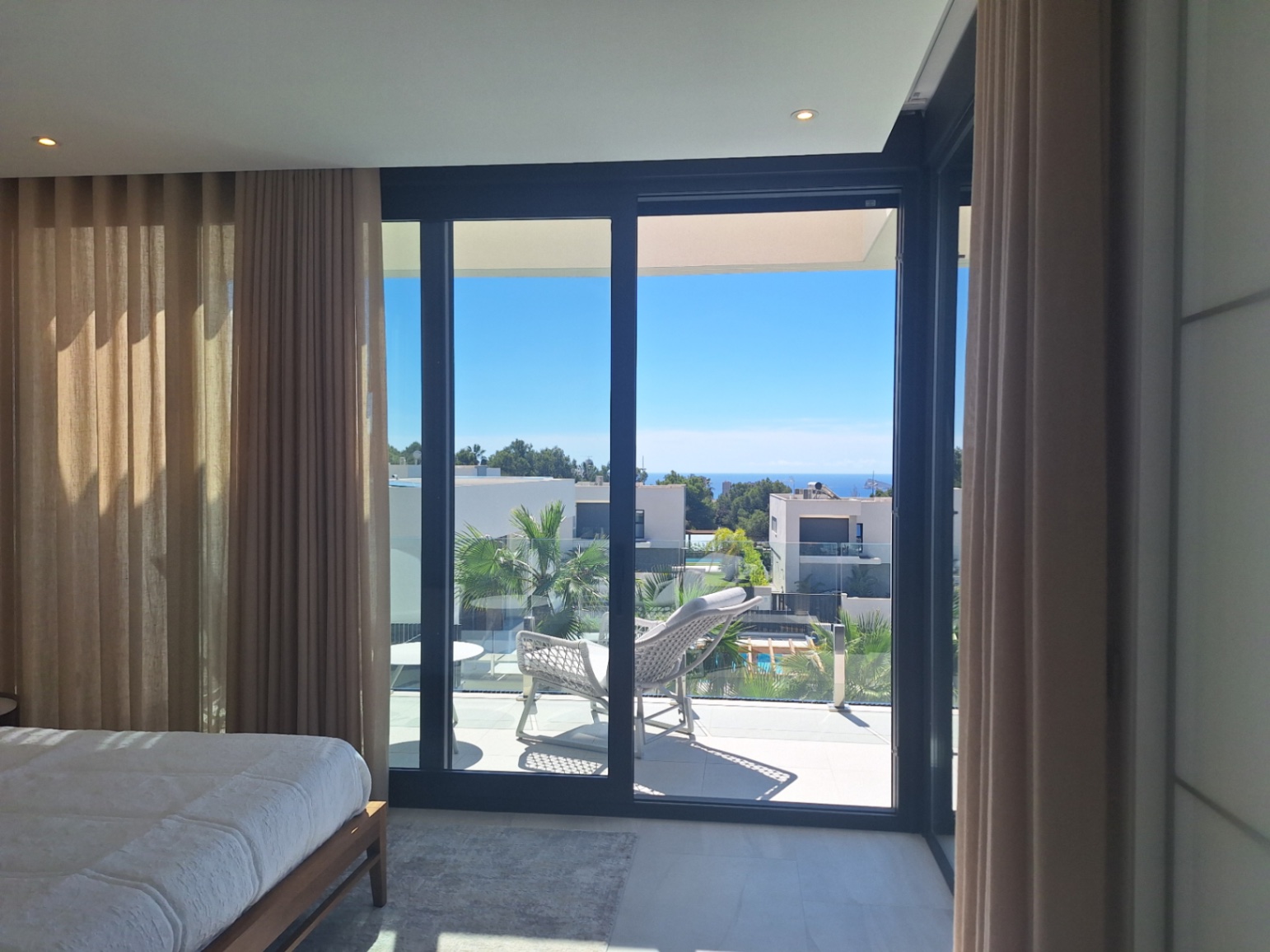 Nueva construcción de 15 villas independientes en Sierra Cortina