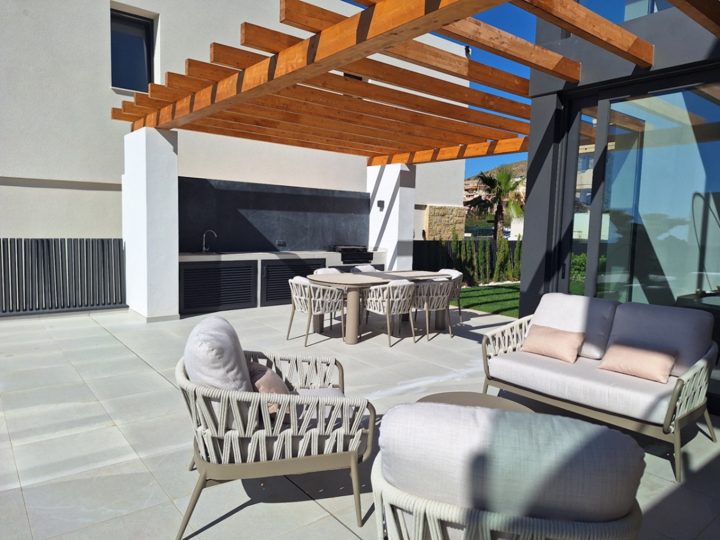 Nueva construcción de 15 villas independientes en Sierra Cortina
