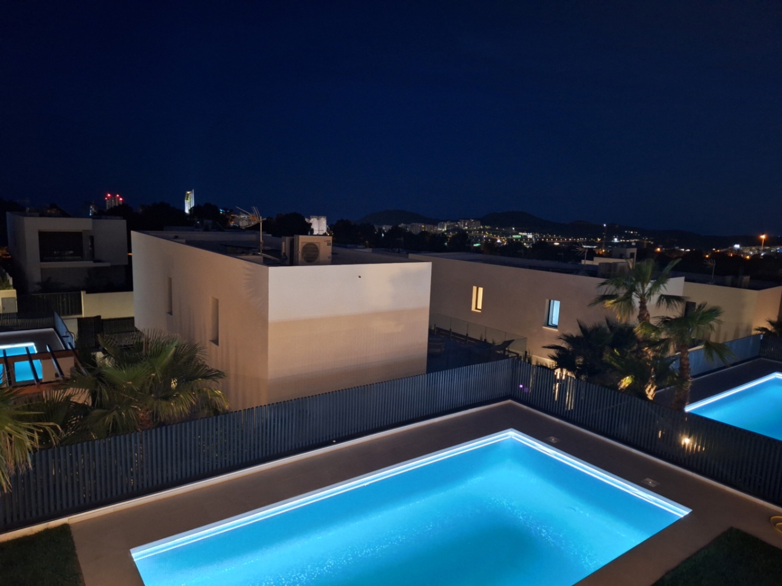 Nueva construcción de 15 villas independientes en Sierra Cortina