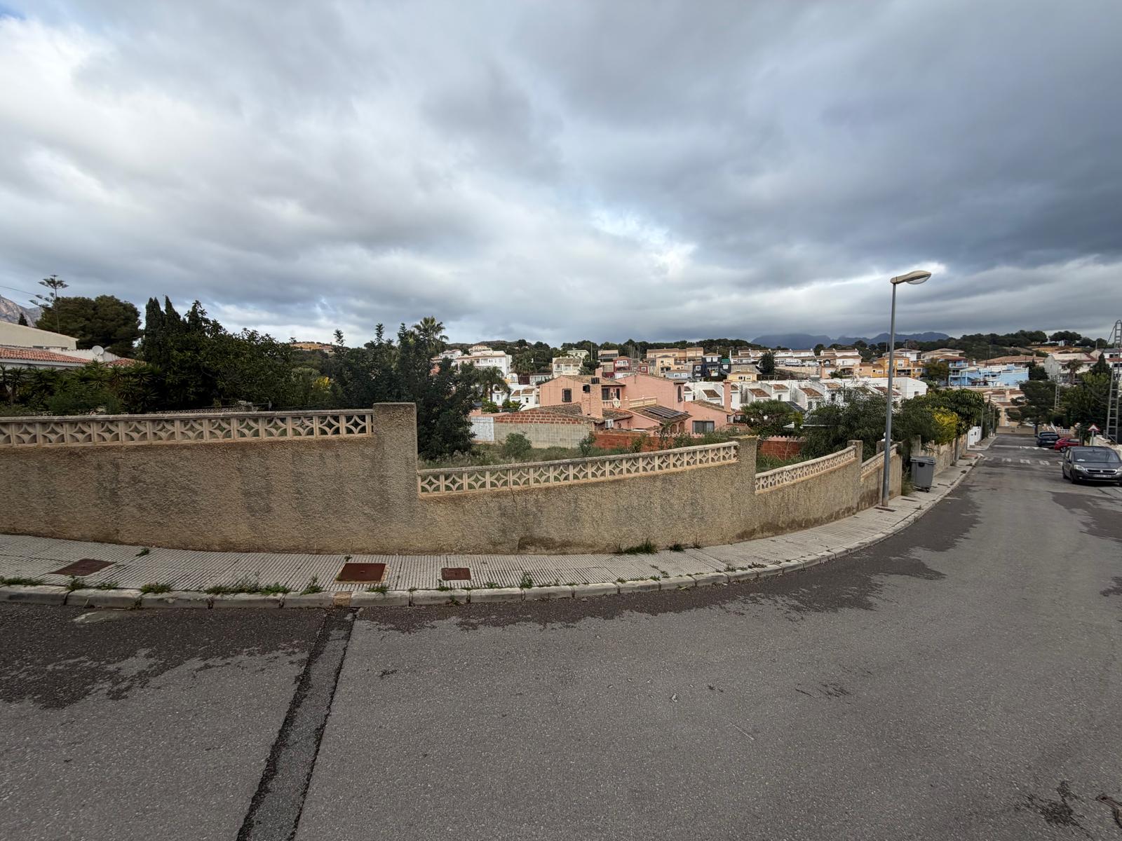 Parcela urbana de 842 m² en La Nucía