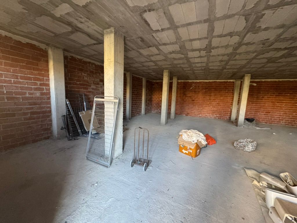 Local con proyecto para 3 viviendas en el centro de Alfaz del Pi - Imagen 7