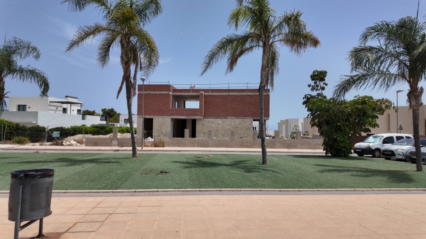 Moderne villa med stort potensial i Bello Horizonte