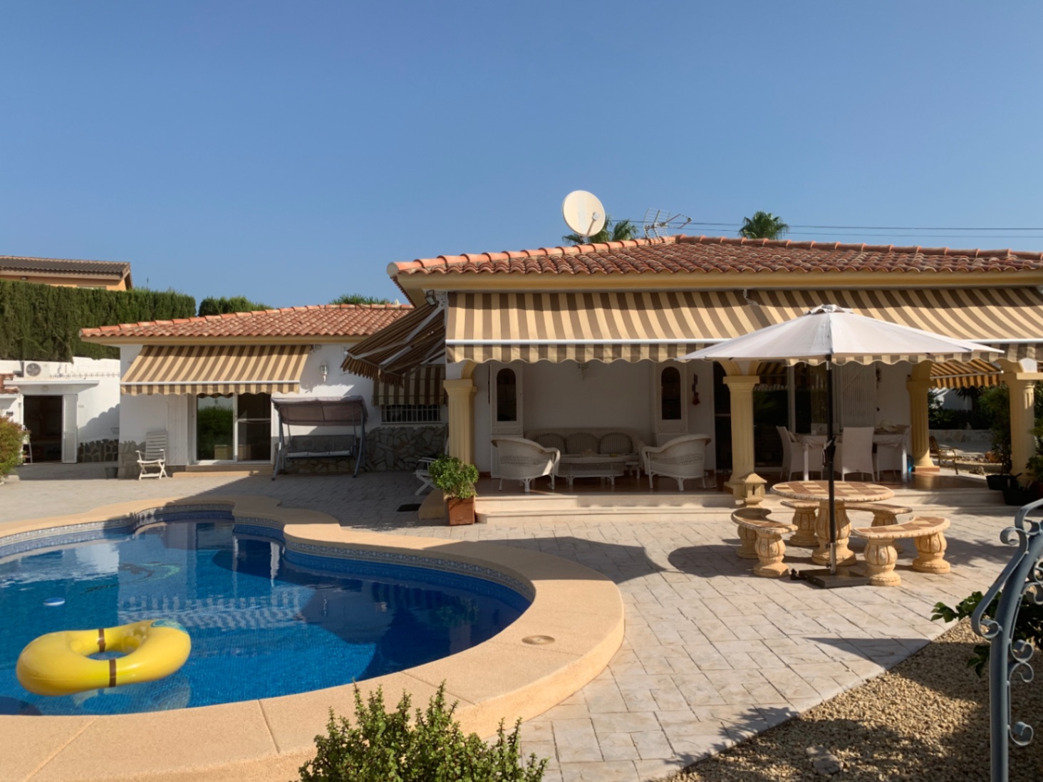 Schöne Villa in Alfaz del Pi