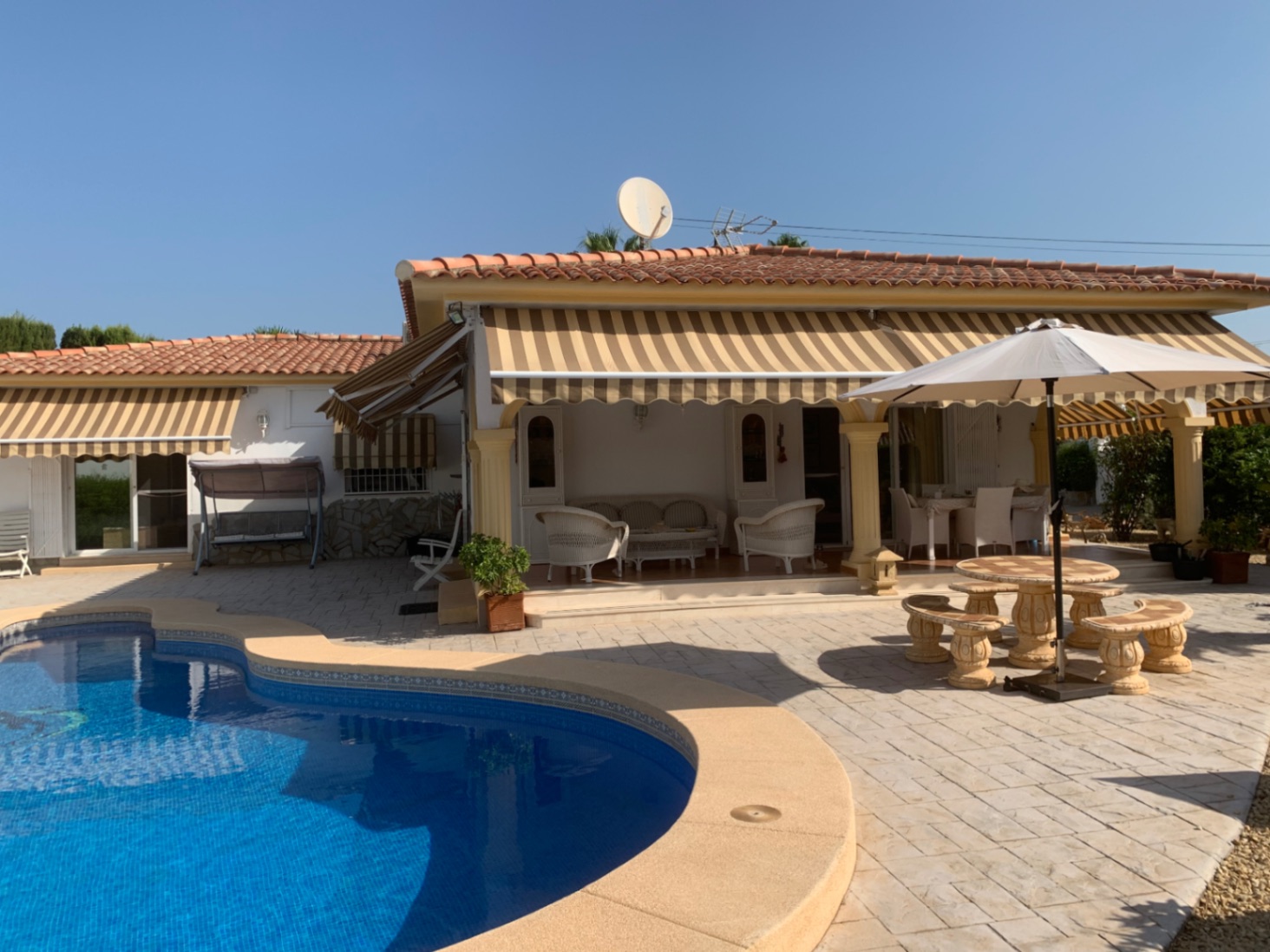 Schöne Villa in Alfaz del Pi