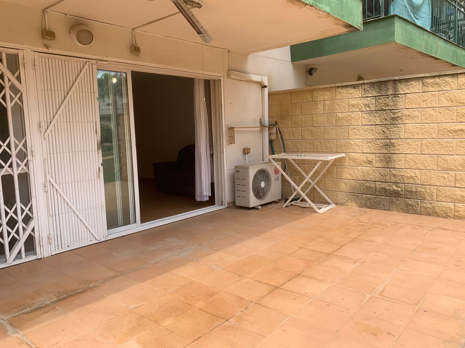Erdgeschosswohnung mit Gemeinschaftspool in Alfaz del Pi