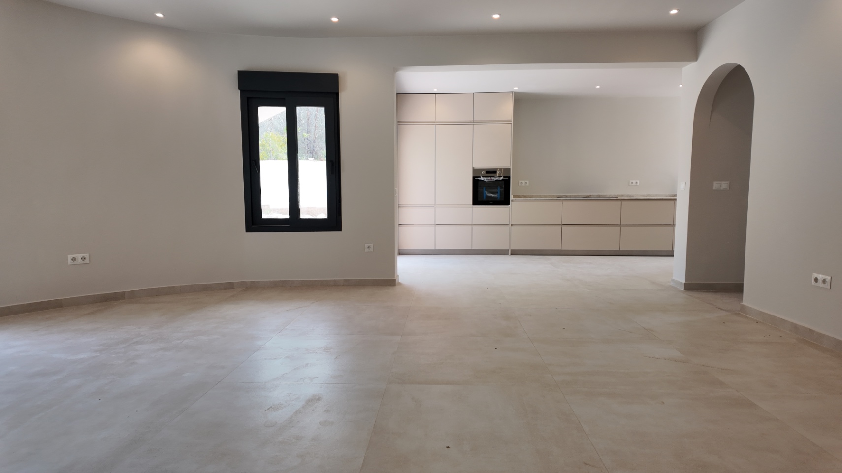 Única villa de estilo castillo moderno en El Albir