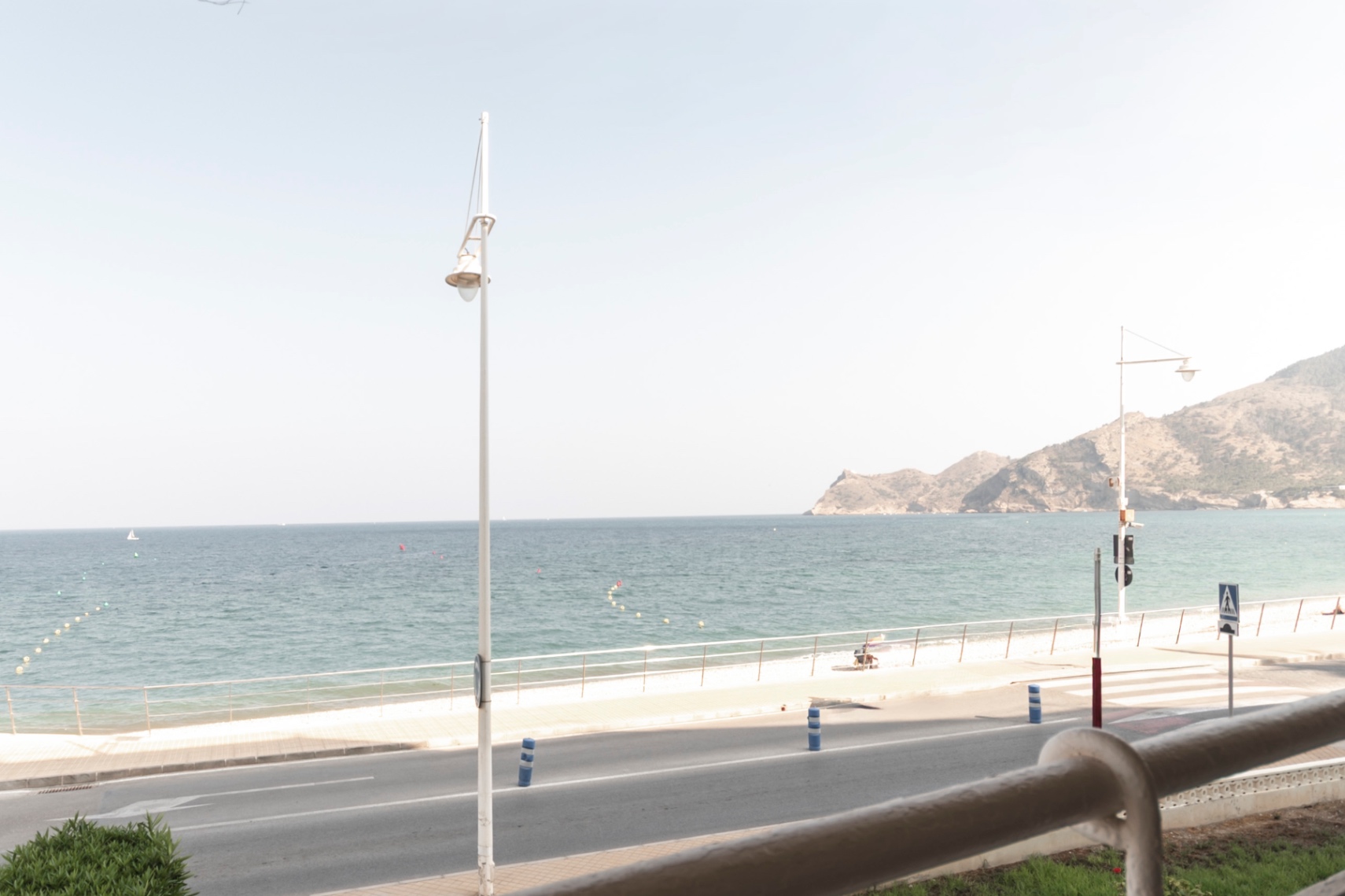 Leilighet renovert på første linje av havet i Altea