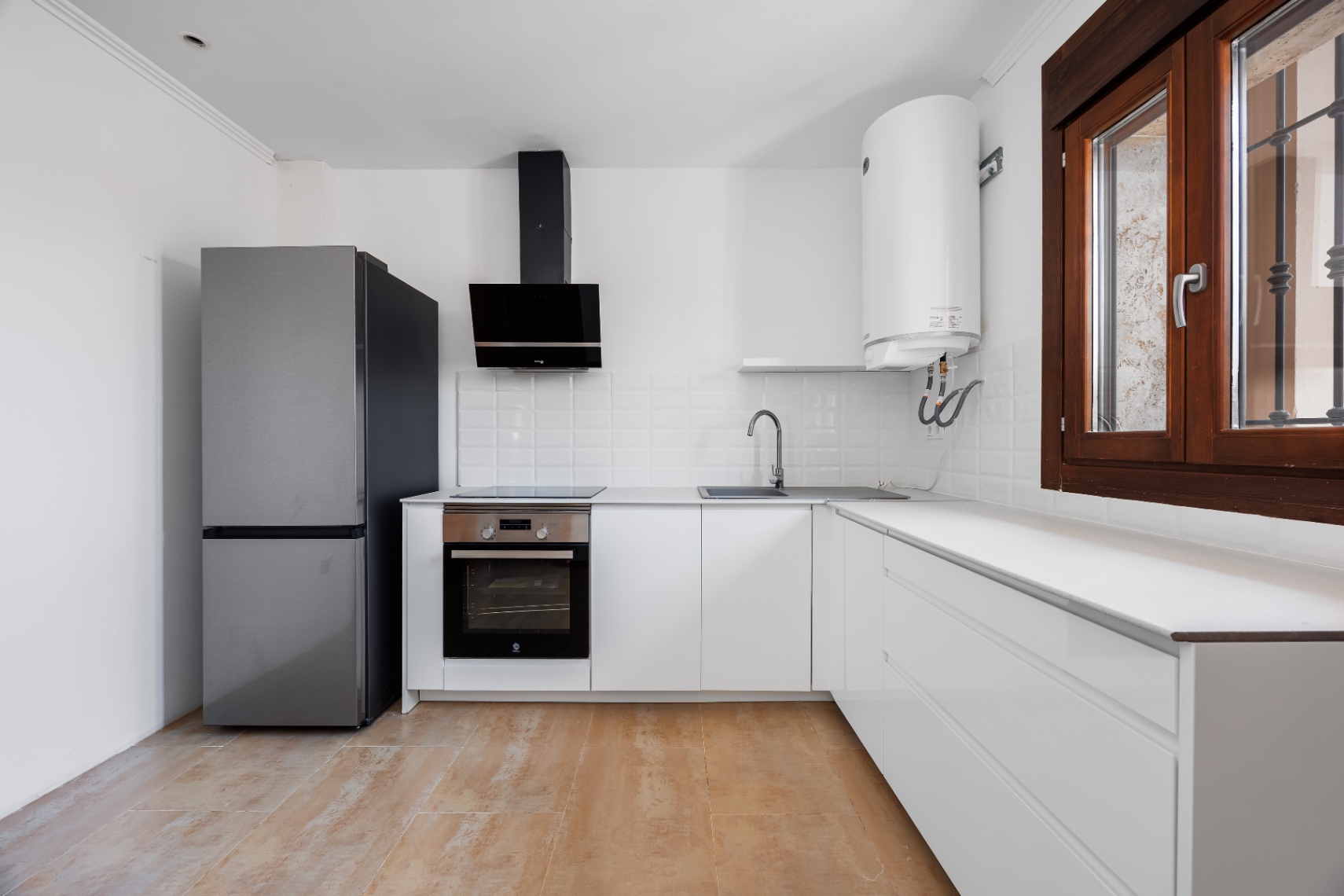 Renovated townhouse with private pool and views of the Mediterranean in the Scandinavian Colony of Alfaz del Pi.