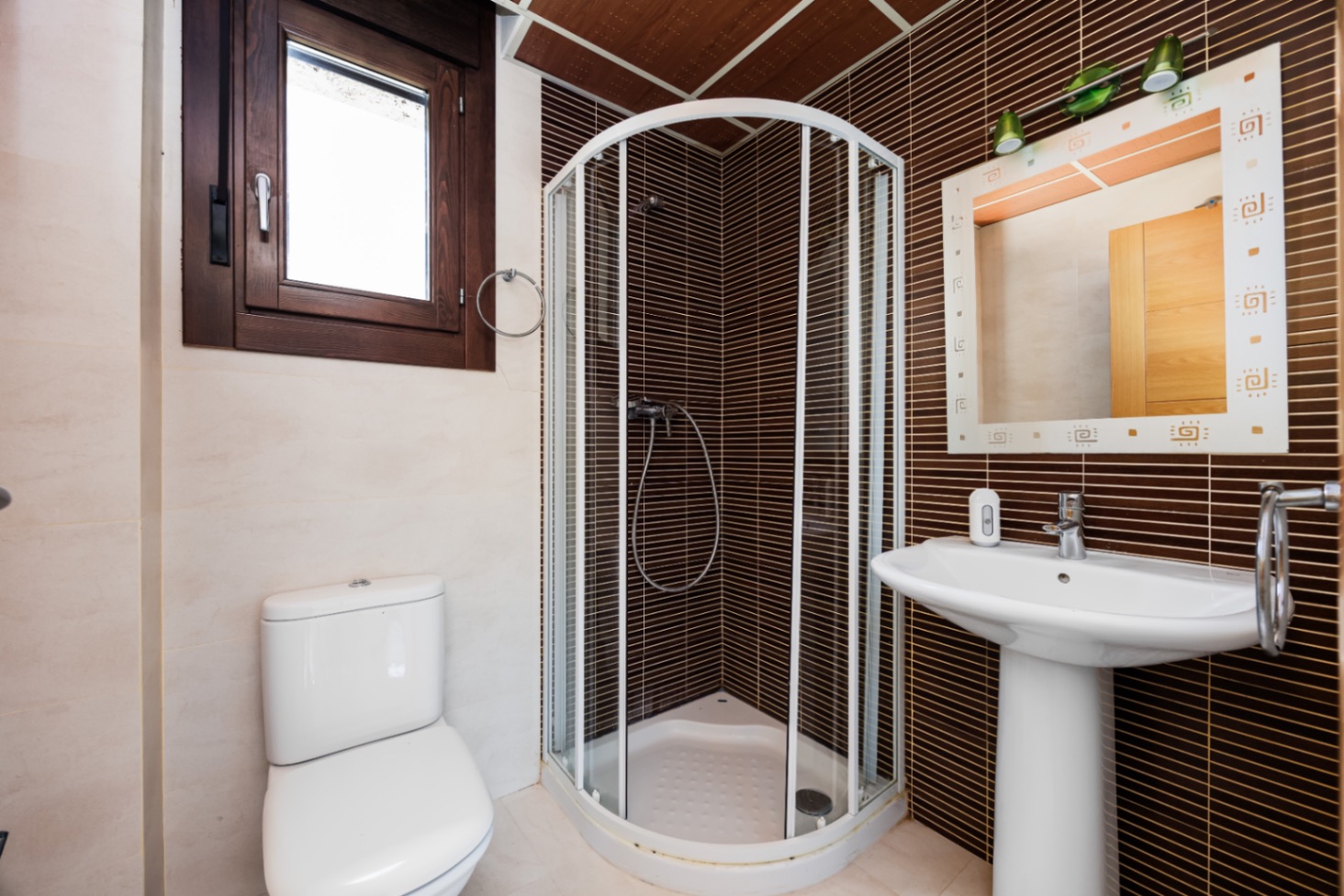 Renovated townhouse with private pool and views of the Mediterranean in the Scandinavian Colony of Alfaz del Pi.