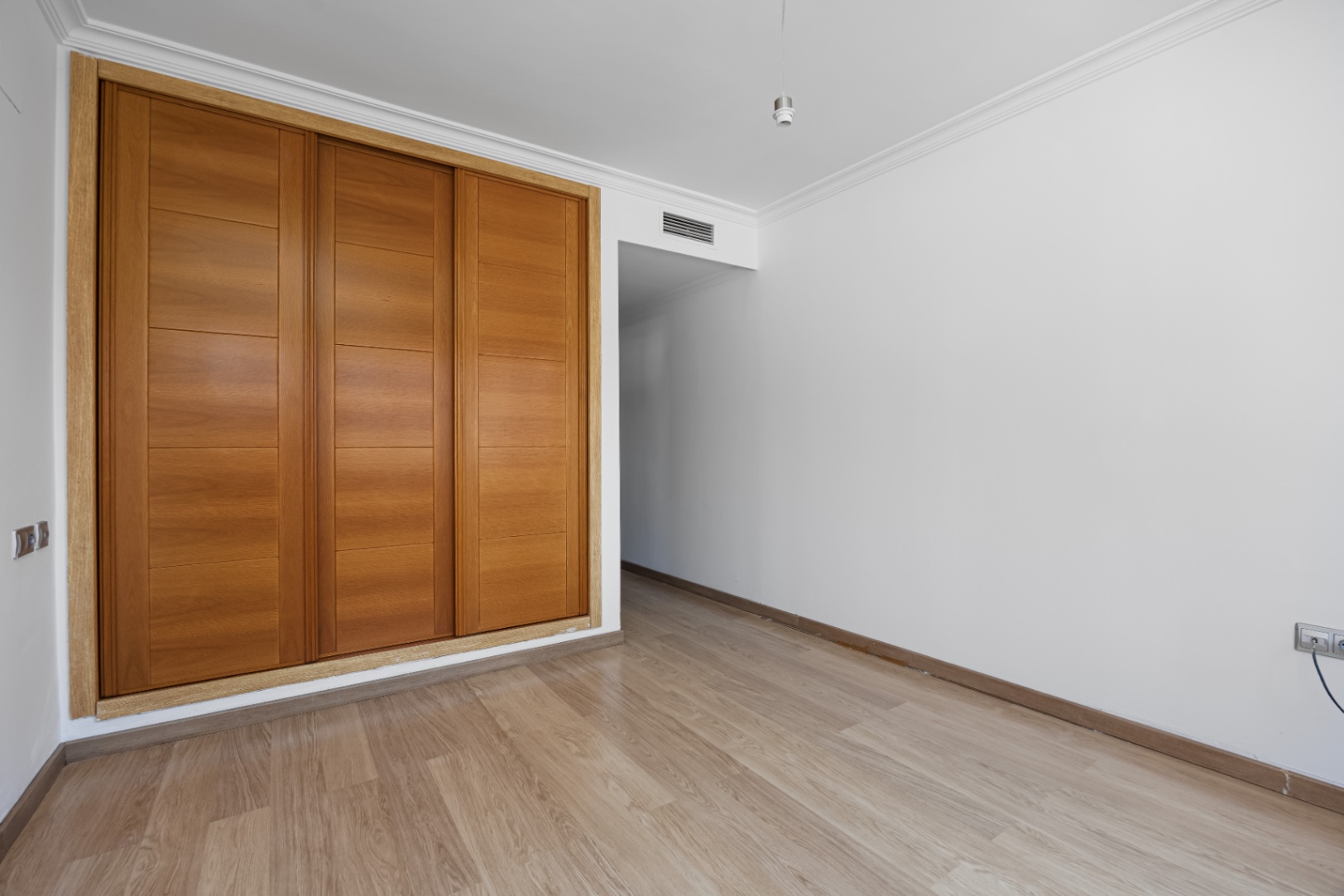 Renovated townhouse with private pool and views of the Mediterranean in the Scandinavian Colony of Alfaz del Pi.