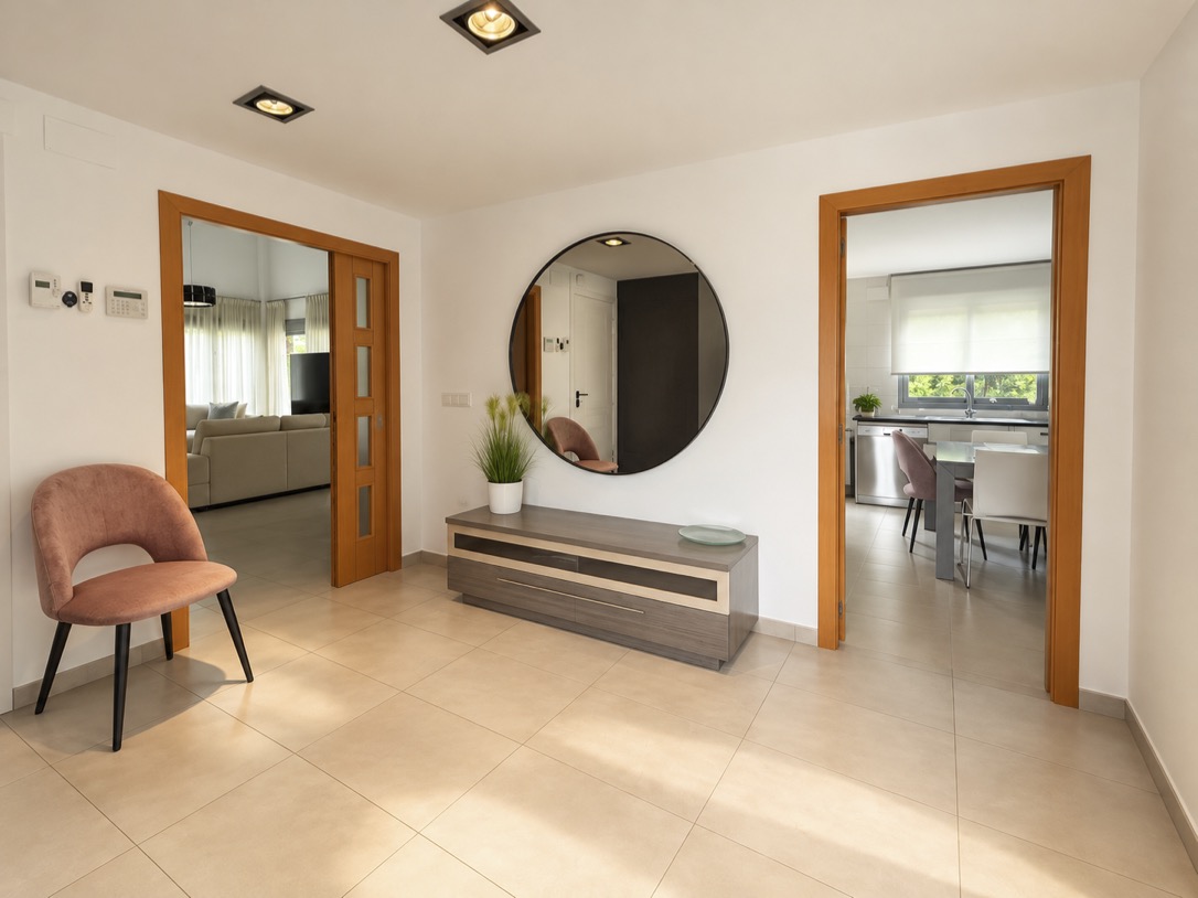Preciosa villa moderna con piscina privada y vistas al mar en Albir