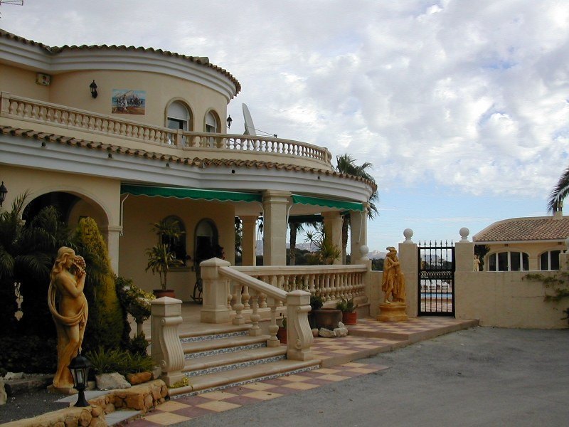 Prachtige villa in de buurt van het stadje Alfaz del Pi