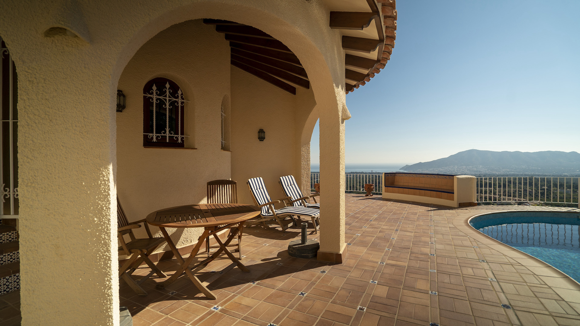 Magnifica Villa independiente con Impresionantes vistas en Alfaz del Pi