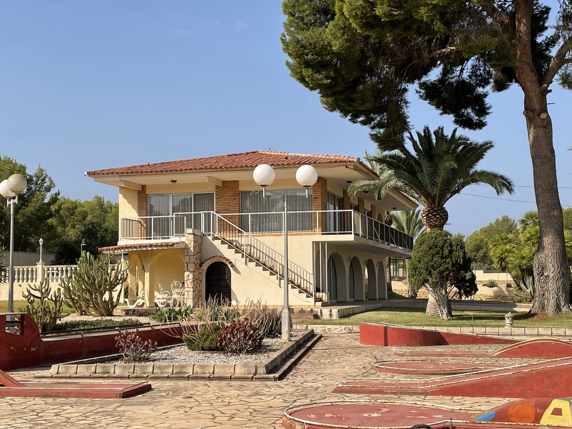 Große freistehende Villa in Albir